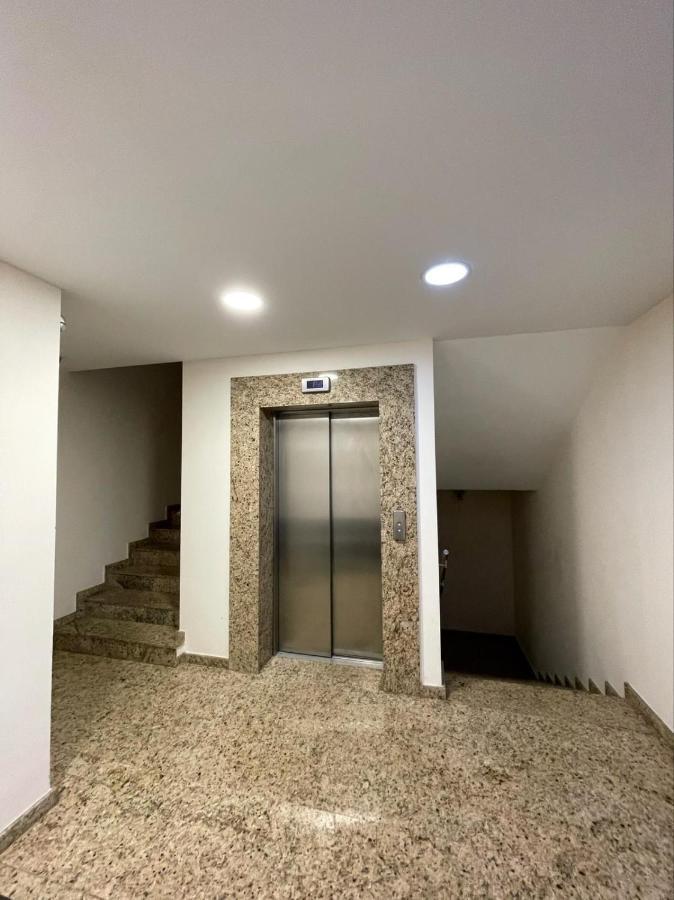 סופיה Luxury Gated Apartment מראה חיצוני תמונה