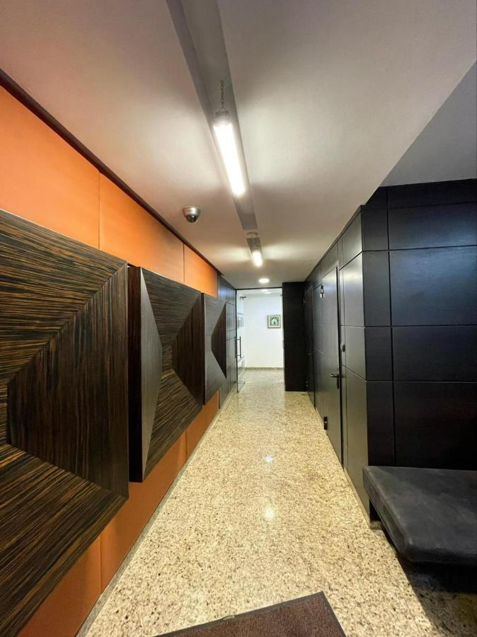 סופיה Luxury Gated Apartment מראה חיצוני תמונה
